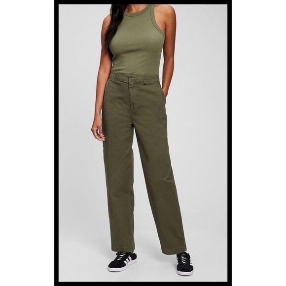 GAP Pants - NWT Gap Everyday Straight Up Khaki Pants Mid Rise Stretch Olive Green 6 New